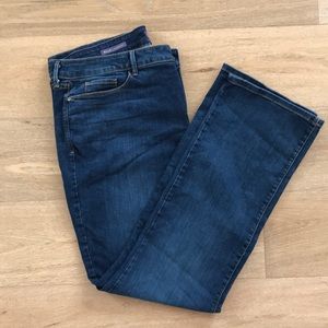 NYDJ ‘Billie’ stretch mini bootcut jeans 👖